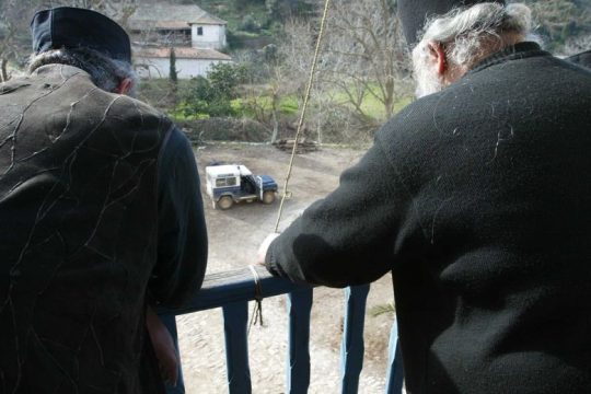 Περιοριστικά μέτρα μετά τα κρούσματα κορονοϊού στο Άγιο Όρος